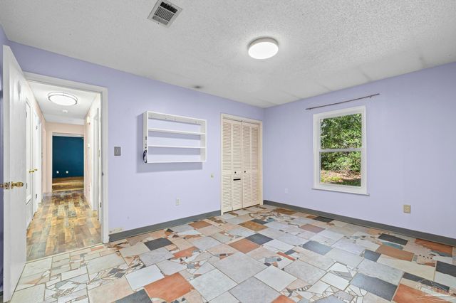 9190 Brunson Rd, Pensacola, FL 32514