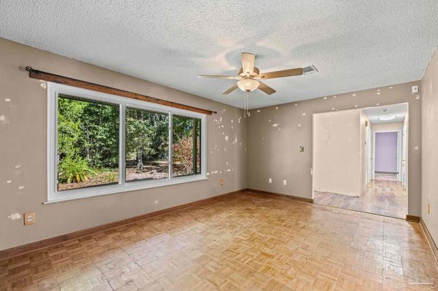 9190 Brunson Rd, Pensacola, FL 32514