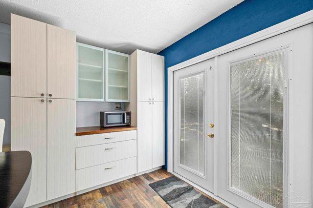 9190 Brunson Rd, Pensacola, FL 32514