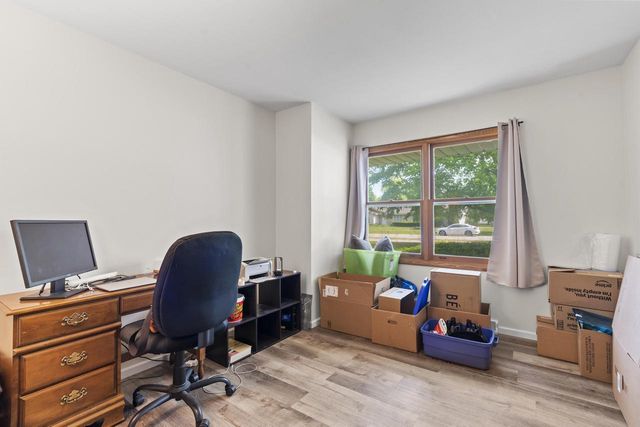 5150 W Fairy Chasm ROAD, Brown Deer, WI 53223