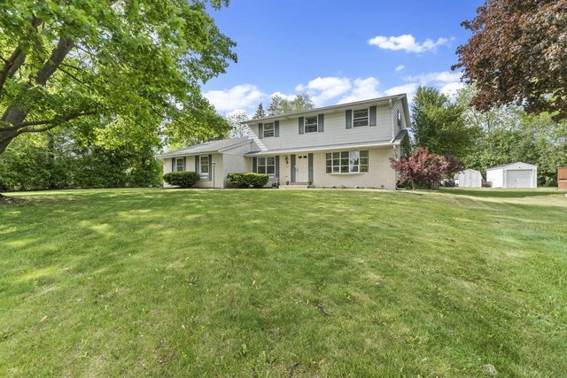 5150 W Fairy Chasm ROAD, Brown Deer, WI 53223