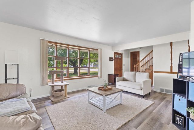 5150 W Fairy Chasm ROAD, Brown Deer, WI 53223