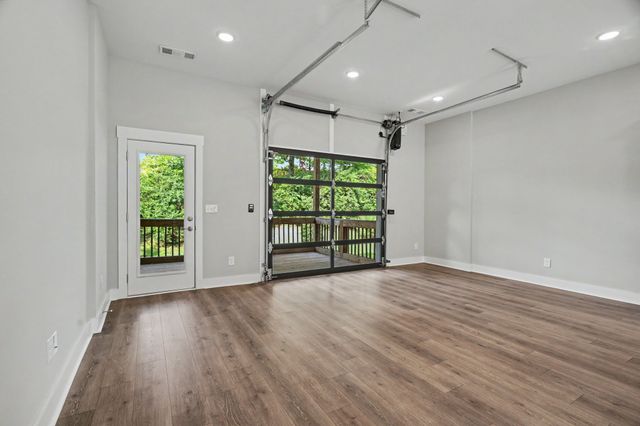 239 Stonecrest Cir, Nashville, TN 37209