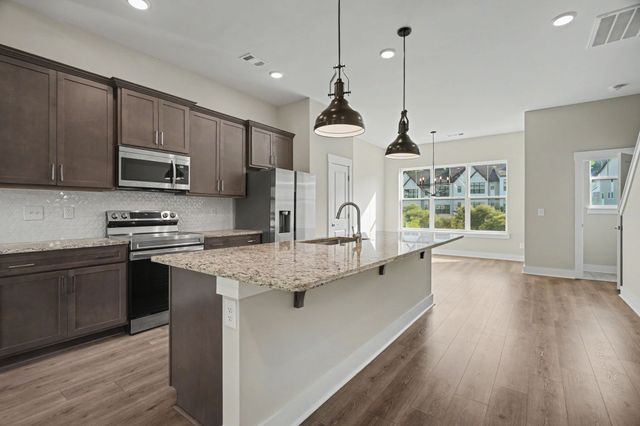 239 Stonecrest Cir, Nashville, TN 37209