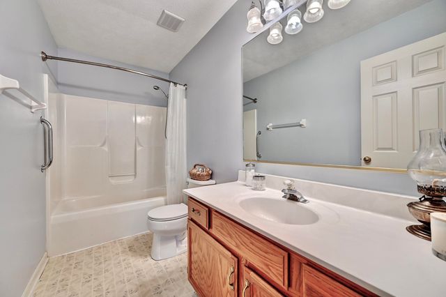 668 Oakridge Drive, Union, KY 41091