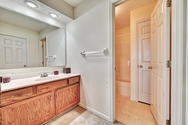 668 Oakridge Drive, Union, KY 41091