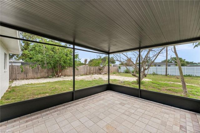 404 Leeland Heights BLVD W, Lehigh Acres, FL 33936