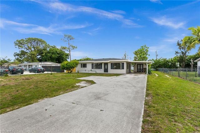 404 Leeland Heights BLVD W, Lehigh Acres, FL 33936