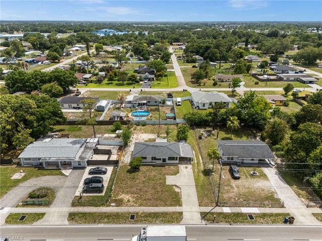 404 Leeland Heights BLVD W, Lehigh Acres, FL 33936