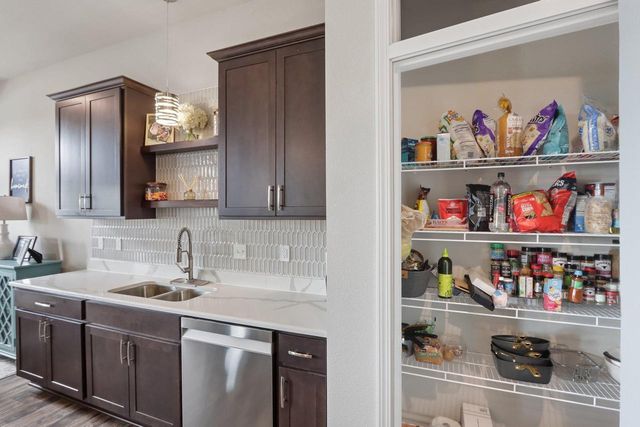 626 E Newville Trails Drive, Edgerton, WI 53534