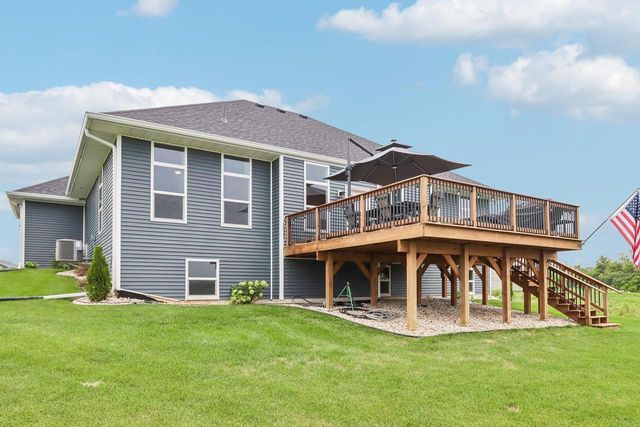 626 E Newville Trails Drive, Edgerton, WI 53534