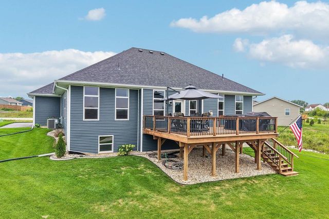 626 E Newville Trails Drive, Edgerton, WI 53534