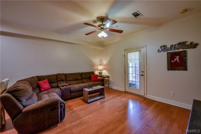 3218 Veterans Memorial 3103, Tuscaloosa, AL 35404