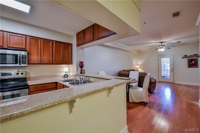 3218 Veterans Memorial 3103, Tuscaloosa, AL 35404