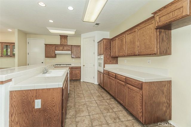 1377 Fenmore, Sanger, CA 93657