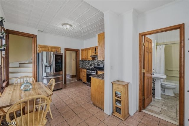 42 Rossmore Pl, Belleville Twp., NJ 07109