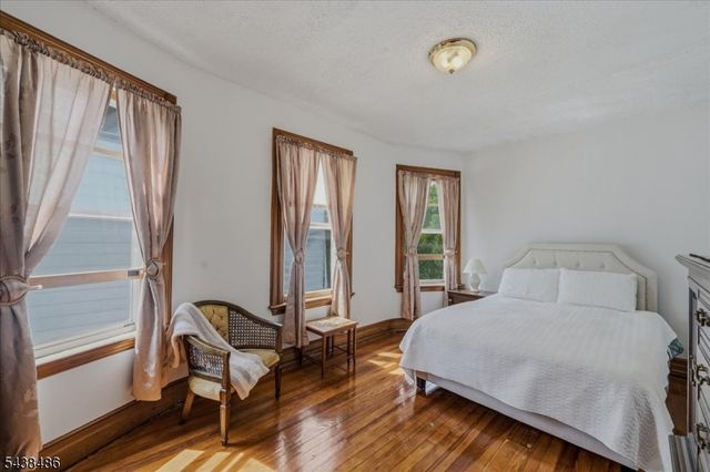 42 Rossmore Pl, Belleville Twp., NJ 07109