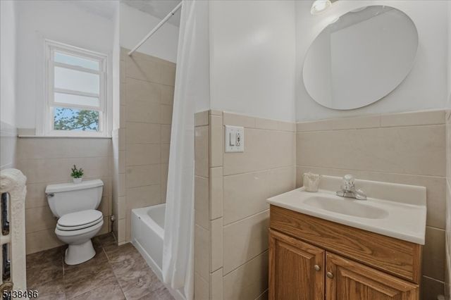 42 Rossmore Pl, Belleville Twp., NJ 07109