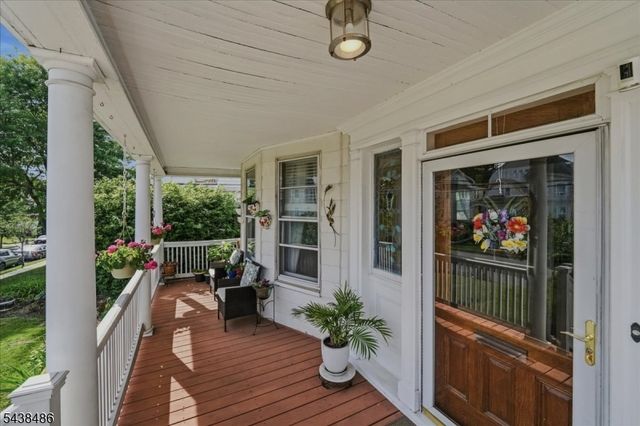 42 Rossmore Pl, Belleville Twp., NJ 07109