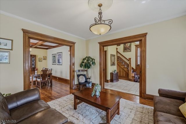 42 Rossmore Pl, Belleville Twp., NJ 07109
