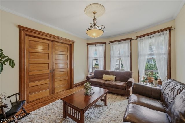 42 Rossmore Pl, Belleville Twp., NJ 07109