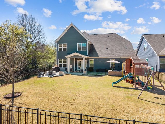 13343 Mcguffy Drive, Huntersville, NC 28078