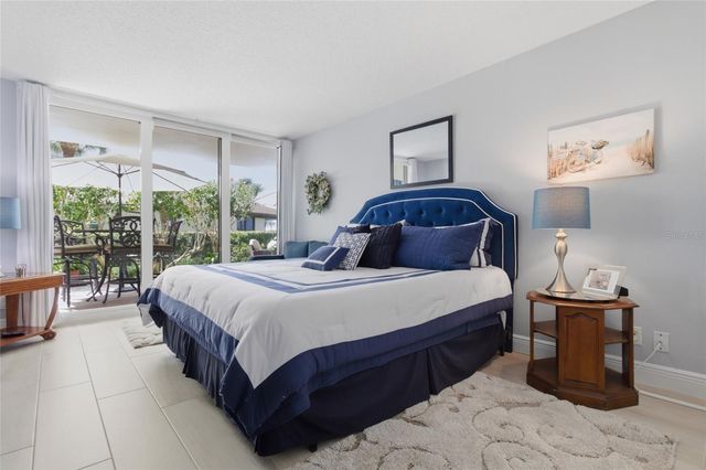 100 OAKMONT LANE 102, Belleair, FL 33756