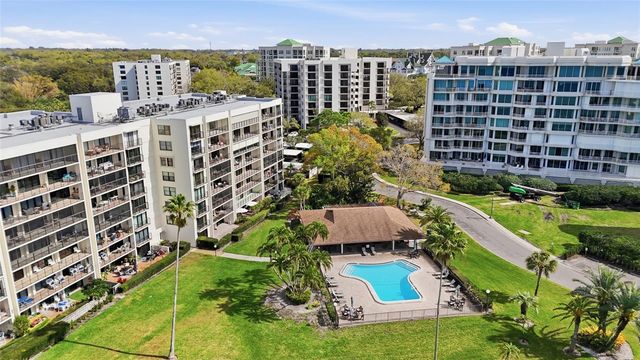 100 OAKMONT LANE 102, Belleair, FL 33756