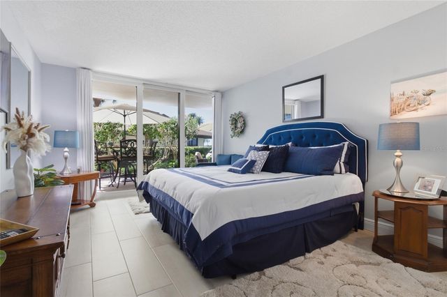 100 OAKMONT LANE 102, Belleair, FL 33756