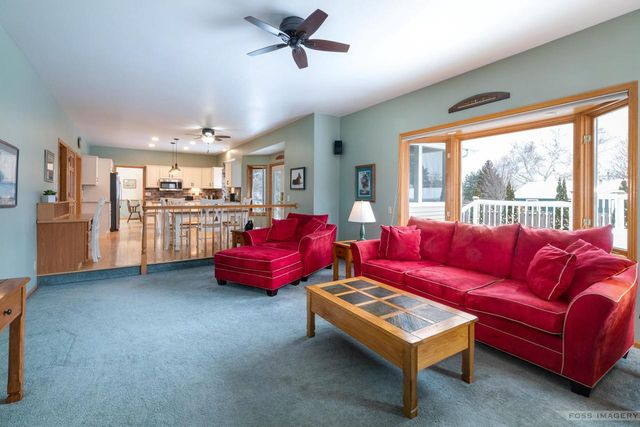 2742 Jasmine Drive, Fitchburg, WI 53711