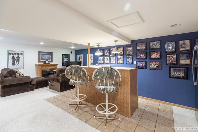 2742 Jasmine Drive, Fitchburg, WI 53711