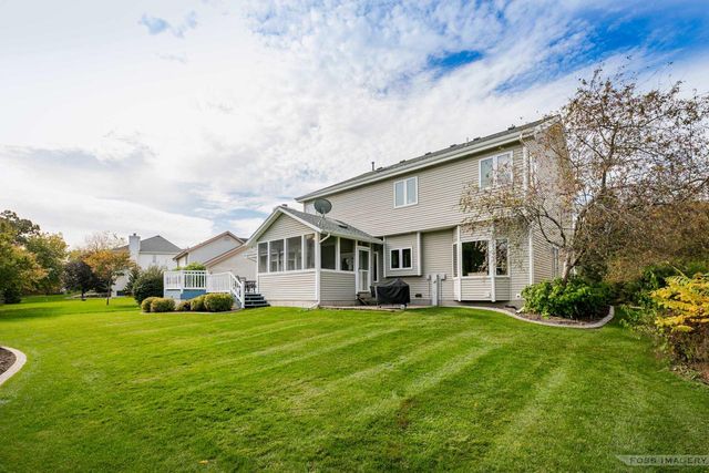 2742 Jasmine Drive, Fitchburg, WI 53711