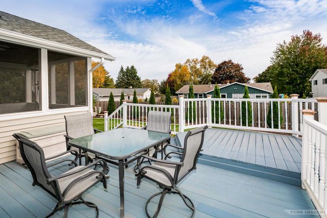 2742 Jasmine Drive, Fitchburg, WI 53711