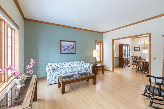 2742 Jasmine Drive, Fitchburg, WI 53711