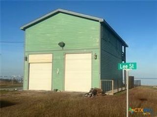9 Lee Street, Port Lavaca, TX 77979