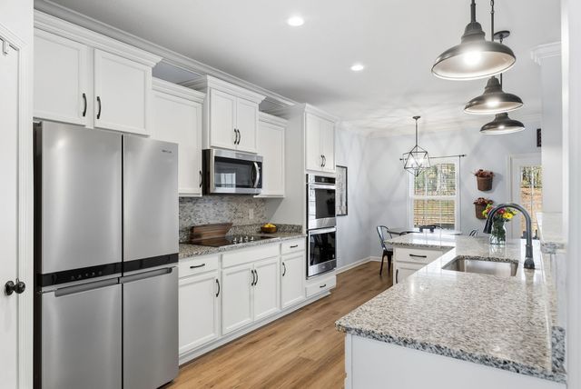 1663 Southside Rd, Southside, TN 37171