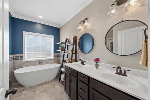 1663 Southside Rd, Southside, TN 37171