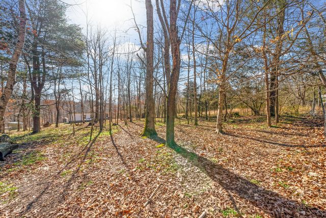 1663 Southside Rd, Southside, TN 37171