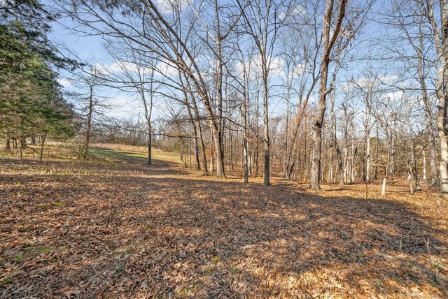 1663 Southside Rd, Southside, TN 37171