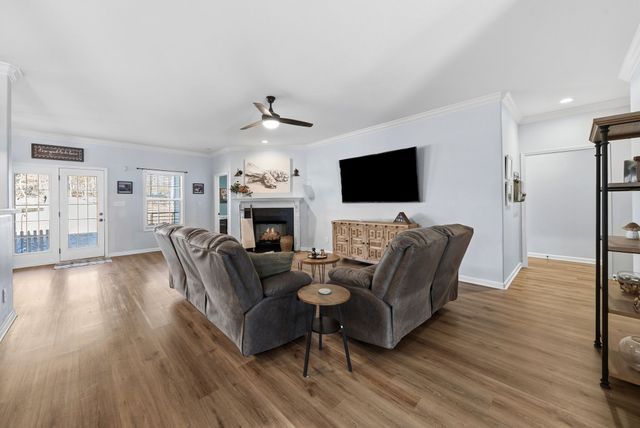 1663 Southside Rd, Southside, TN 37171