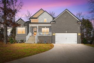 1663 Southside Rd, Southside, TN 37171