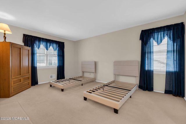 1 Trent Road, Tinton Falls, NJ 07753