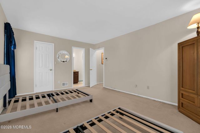 1 Trent Road, Tinton Falls, NJ 07753