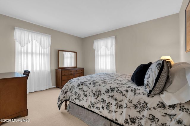 1 Trent Road, Tinton Falls, NJ 07753