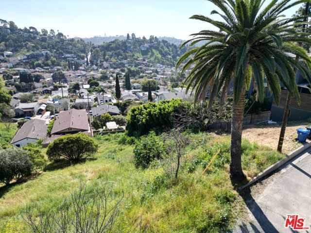 3526 Loma Lada Dr, Los Angeles, CA 90065