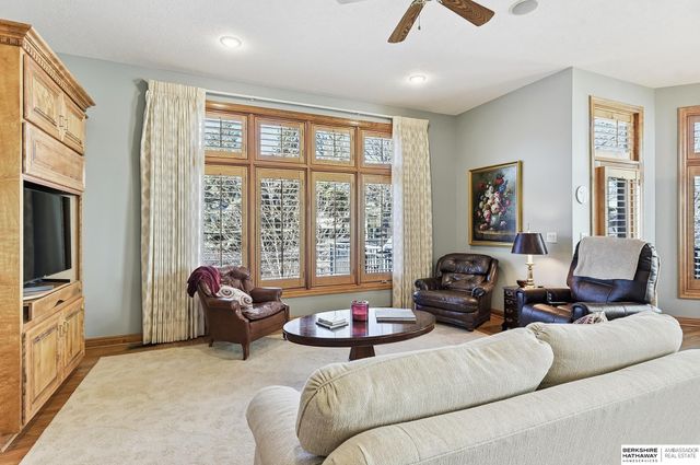 1442 N 133rd Street, Omaha, NE 68154