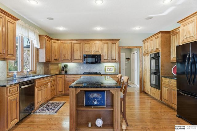 1442 N 133rd Street, Omaha, NE 68154