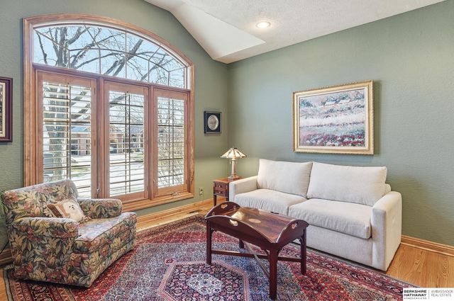 1442 N 133rd Street, Omaha, NE 68154