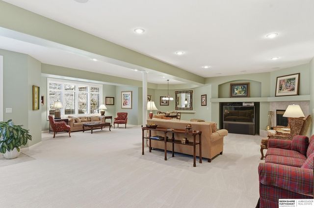 1442 N 133rd Street, Omaha, NE 68154