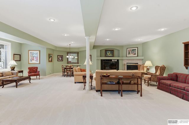 1442 N 133rd Street, Omaha, NE 68154